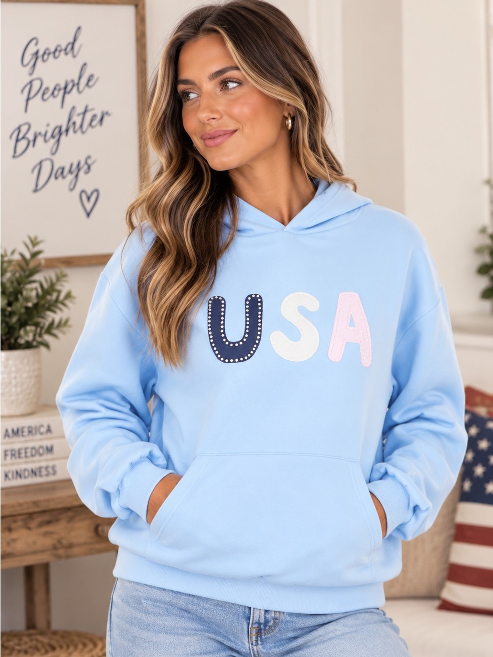 005 NWT Forever 21 Light Blue USA Applique Hoodie